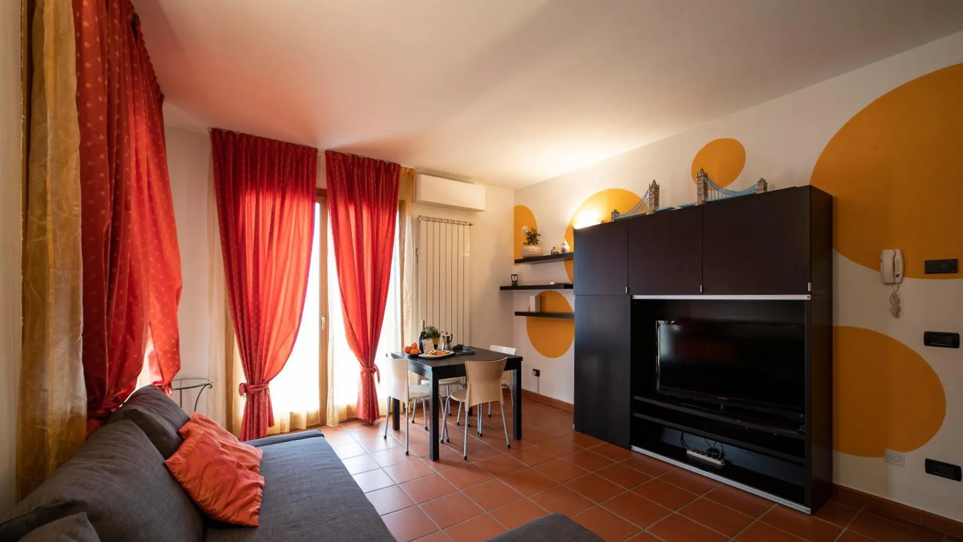 Apartamento In Suite Lake 3 Pilzone Itália